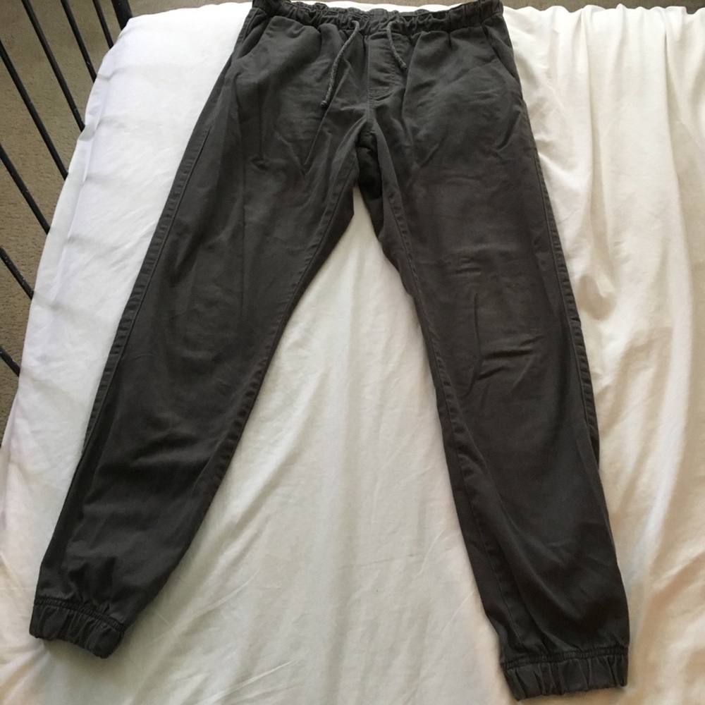 Light joggers